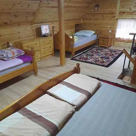 Kuca Karajic Σπίτι διακοπών *